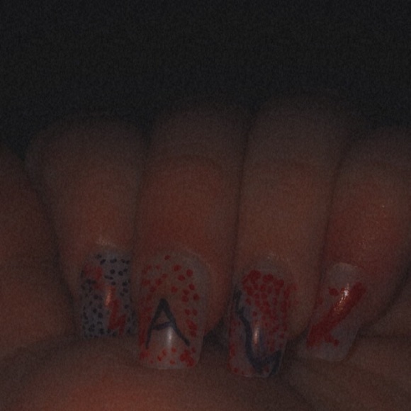 Meet your Posher, Harmony - Picture 1 of 1